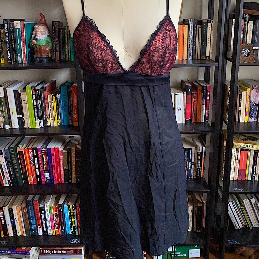 babydoll negligee // black & red // silk & lace